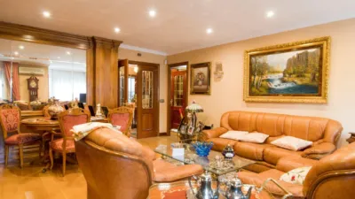 Apartment in Moscardó photo 3
