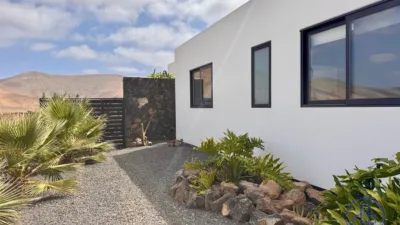 Chalet in Caldereta photo 35