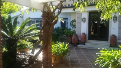 Chalet en venta en Guadalmar, Guadalmar (Distrito Churriana. Málaga Capital) de 2.200.000 €