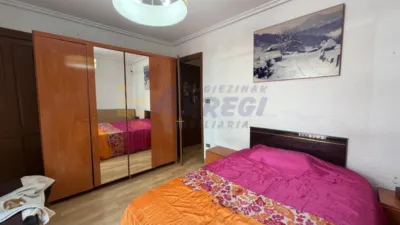 Piso en Ermua photo 10