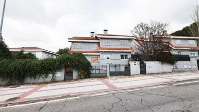 Chalet in Moralzarzal photo 2