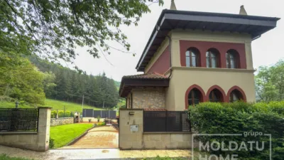 Chalet in Betoño photo 6