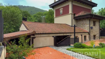 Chalet in Betoño photo 13