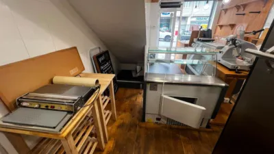 Local comercial en alquiler en Elviña-Barrio Flores-Matogrande-Someso - Vista 3