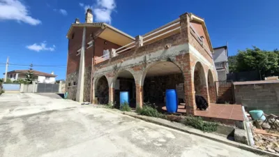 Chalet in Olesa de Bonesvalls photo 4