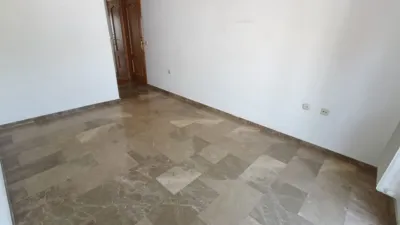 Apartment in Centre photo 7