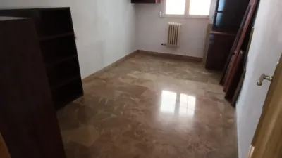 Apartment in Centre photo 18