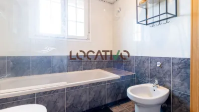 Semi-detached House in Urban Core photo 21
