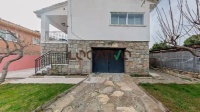 Chalet in Robledo de Chavela photo 4