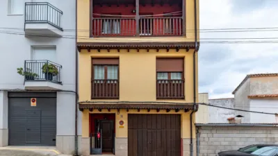 Semi-detached house in Villanueva de La Vera photo 2
