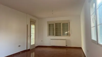 Chalet in La Pizarrera Urbanization photo 3