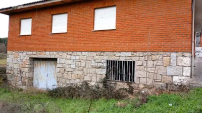 Chalet in Robledo de Chavela photo 2