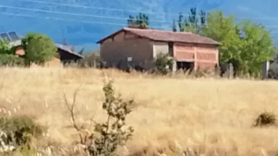 Rustic farm in Madrigal de La Vera photo 2
