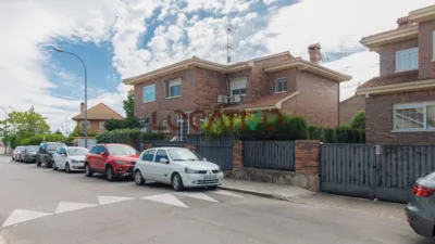 Semi-detached House in Urban Core photo 46