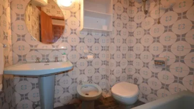 Chalet in Centre-Casc Antic photo 18