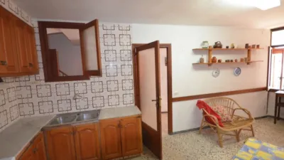 Chalet in Centre-Casc Antic photo 8
