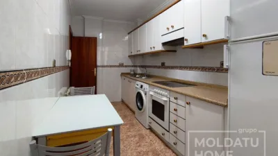Apartment in Begoña photo 2
