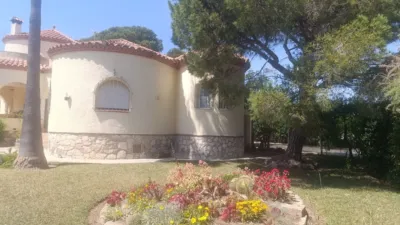 Chalet in Camping Nàutic photo 5