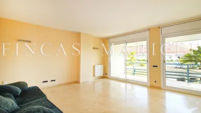 Penthouse in Can Girona-Terramar-Vinyet photo 5
