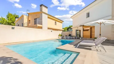 Semi-Detached House in Urbanizations photo 2