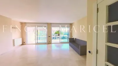Penthouse in Can Girona-Terramar-Vinyet photo 10