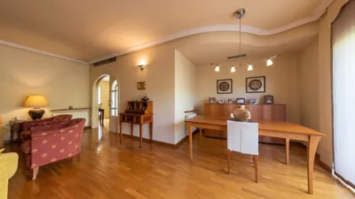 Chalet in Sant Feliu de Llobregat photo 10