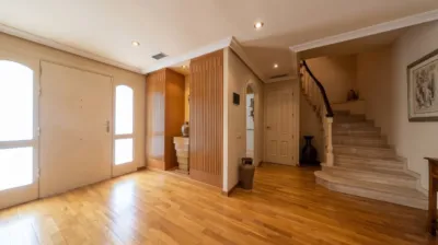 Chalet in Sant Feliu de Llobregat photo 2