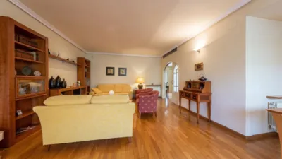 Chalet in Sant Feliu de Llobregat photo 9