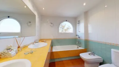 Chalet in Sant Feliu de Llobregat photo 22