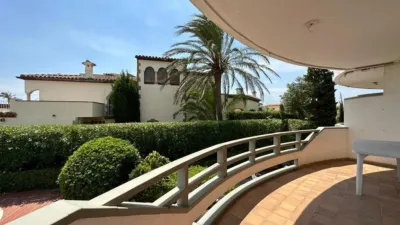 Townhouse in Empuriabrava photo 6