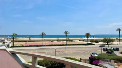 Townhouse in Empuriabrava photo 16