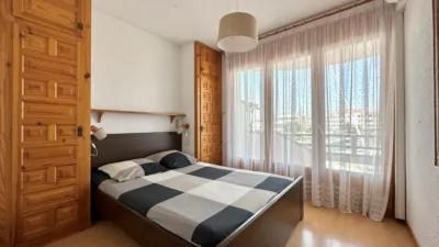 Townhouse in Empuriabrava photo 19