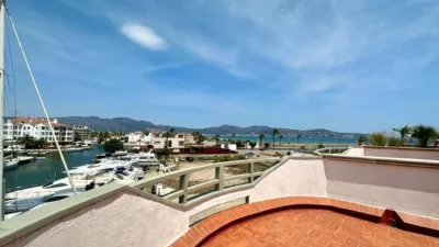 Townhouse in Empuriabrava photo 27