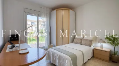 Townhouse in Els Molins-Poble Sec-Pins Vens photo 23
