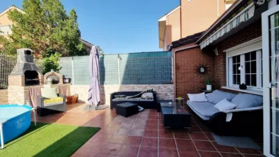 Chalet in Torrejón de la Calzada photo 15