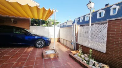 Chalet in Torrejón de la Calzada photo 32