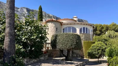 Chalet in El Montgó photo 2