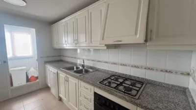 Apartment in Ensanche photo 5