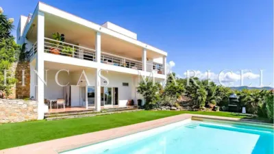 Chalet in Can Girona-Terramar-Vinyet photo 8