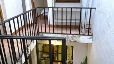 House in the Centre photo 17