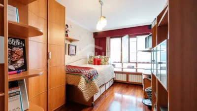Piso en venta en Anaka-San Miguel-El Pinar, Anaka-San Miguel-El Pinar (Irun) de 537.900 €
