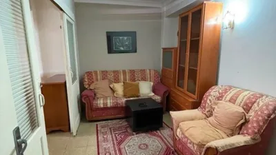 Pis – A Coruña, Agra do Orzán - Més