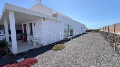 Villa in Lajares photo 17