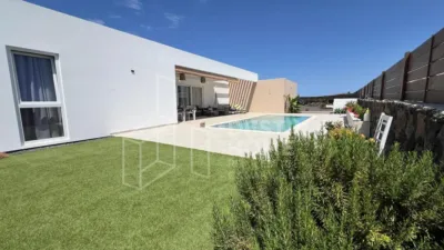 Villa in Lajares photo 7