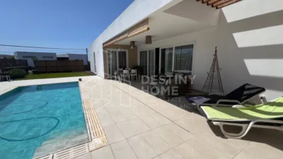 Villa in Lajares photo 11