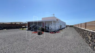 Villa in Lajares photo 16