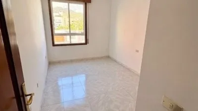 Piso en Rambla-Duggi-Los Hoteles photo 7