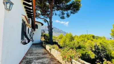 Chalet in Les Rotes photo 12