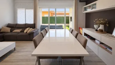 Terraced house in Palau-Saverdera photo 4