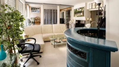 Apartment in Port Esportiu-Canyelles-Puig Rom photo 2